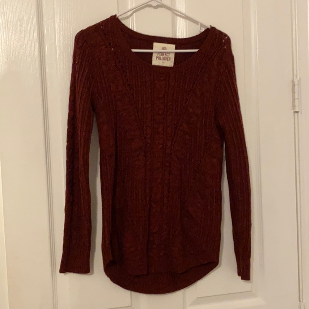 Maroon worn once perfect pull over sweater